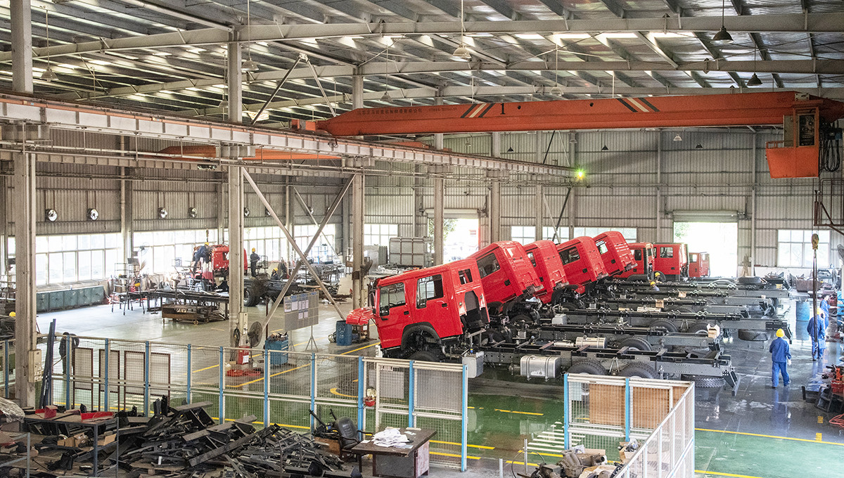 Sichuan Chuanxiao Fire Trucks Manufacturing Co., Ltd. linea di produzione in fabbrica