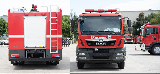 camion antincendio della schiuma dell'acqua di 213Kw CAFS 5000L con 4 porte