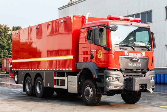 Equipaggiamento uomo camion antincendio di buona qualità veicolo specializzato Cina fabbrica