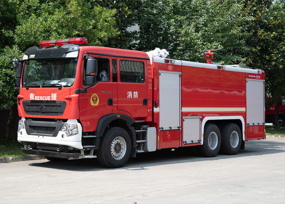 Sinotruk HOWO 12000L Camionetto di soccorso industriale con pompa e monitor