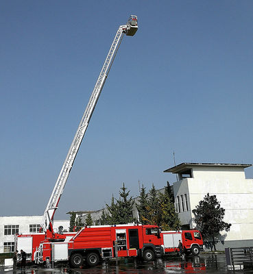 Sinotruk HOWO 32m scala aerea salvataggio camion antincendio veicoli specializzati prezzo Cina fabbrica