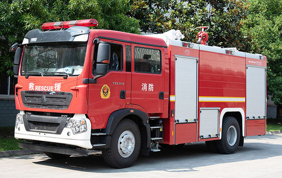 Sinotruk HOWO 8t Camione antincendio a schiuma d'acqua Veicolo specializzato Cina Manufacturer