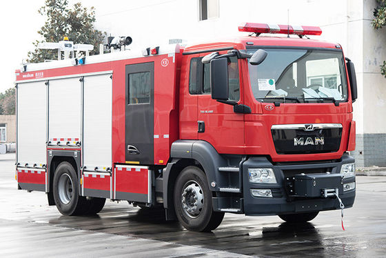 camion di estinzione di incendio 4000L con il telaio dell'UOMO della Germania